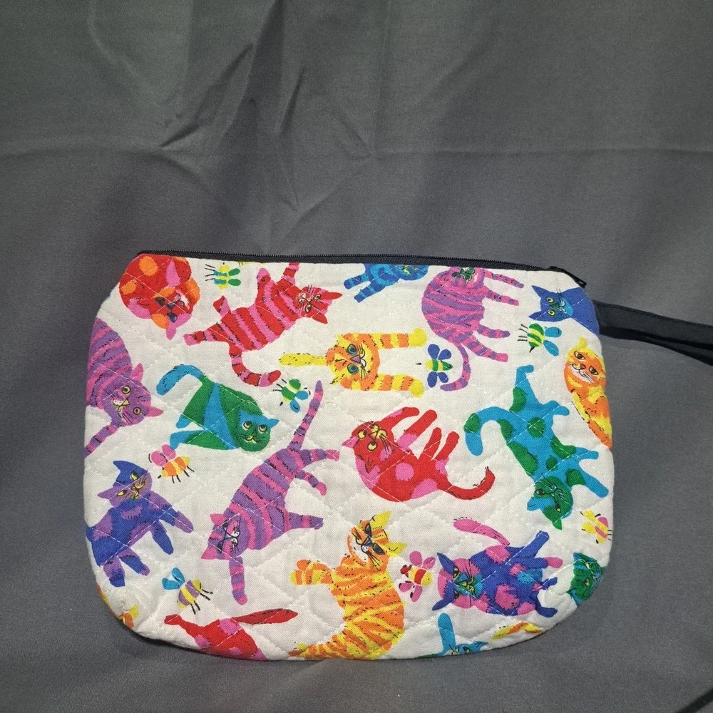 Eye Catcher Quilted Psychedelic Cat Print Zipper Pouch Wristlet Makeup Bag Multi